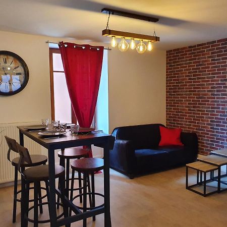 Appartement Industriel Avec Petite Terrasse 贝尔福 外观 照片