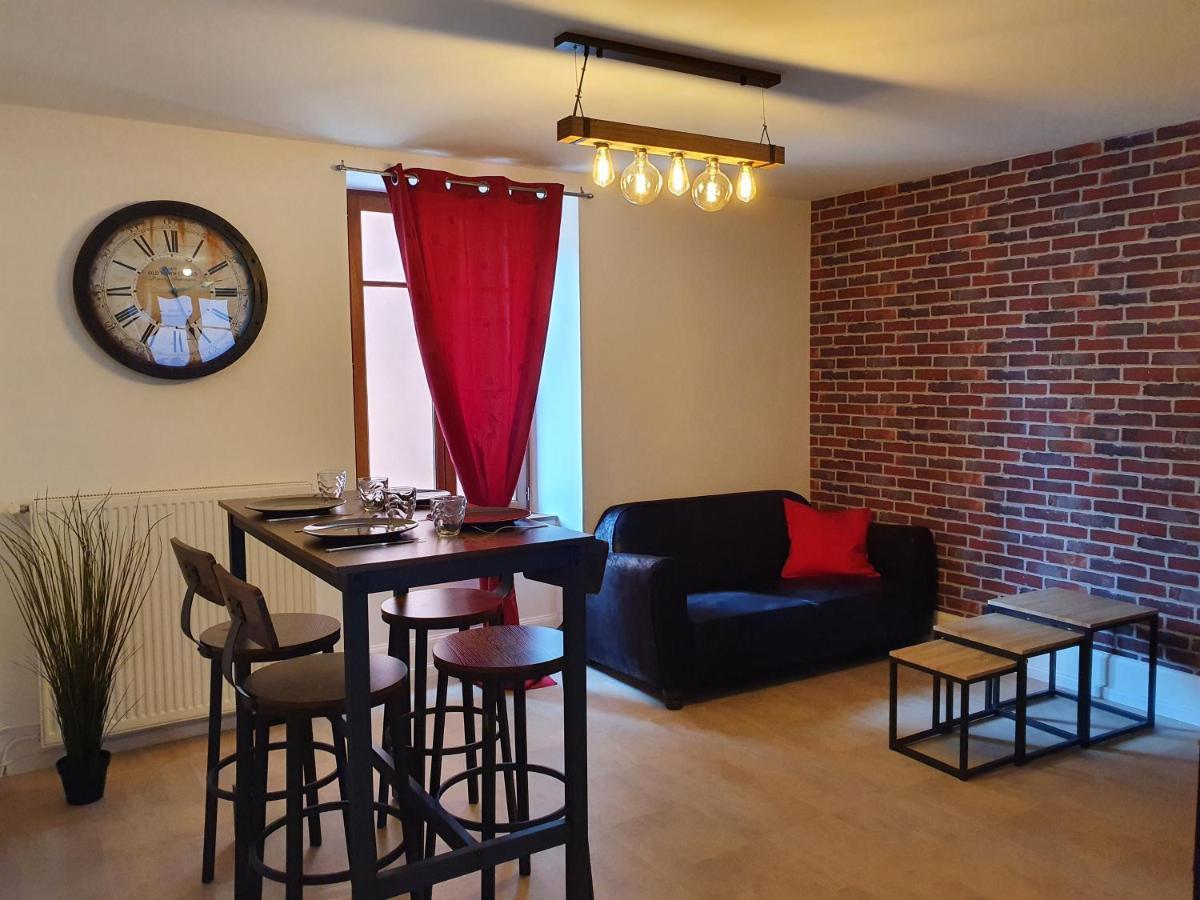 Appartement Industriel Avec Petite Terrasse 贝尔福 外观 照片